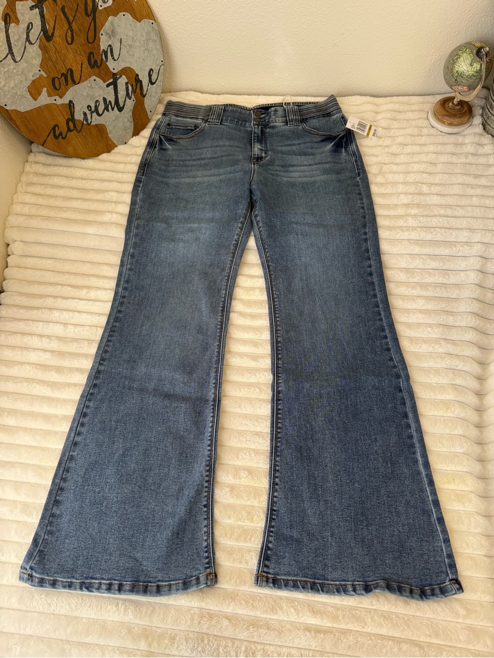 Curve Appeal high rise flare jeans size 14 32